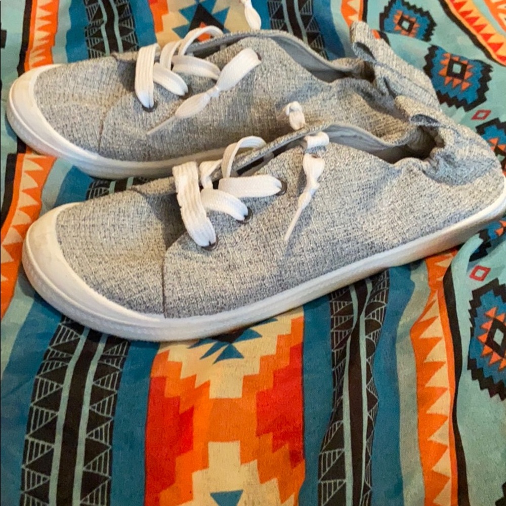 Slip on sneaker